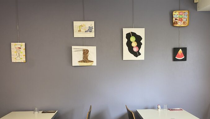 Extrait des productions artistiques exposées dans le restaurant Le Chantemerle
